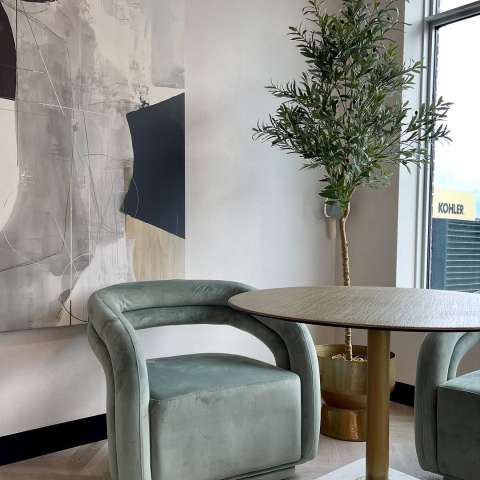 Image by @surroundingsbymaryarthur Image by @surroundingsbymaryarthur