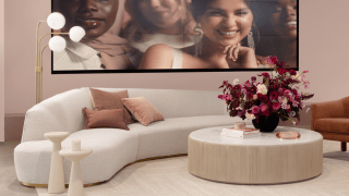 Reya Curved Sectional